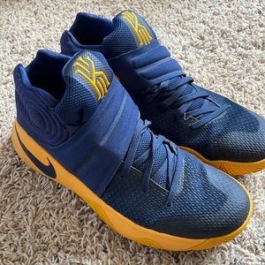 Kyries Nike Shoes Blue and Gold